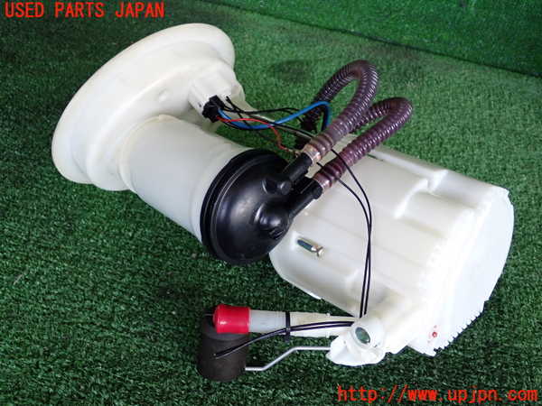 2UPJ-9231112510]BMW 420i グランクーペ(4A20)燃料ポンプ 中古 F36_2