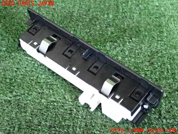 2UPJ-9231116306]BMW 420i グランクーペ(4A20)スイッチ1 (レーンアシスト) 中古 F36_2