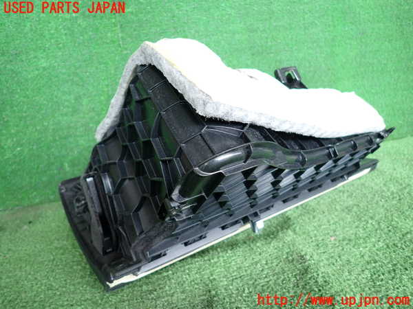 2UPJ-9231117516]BMW 420i グランクーペ(4A20)グローブボックス1 中古 F36_4