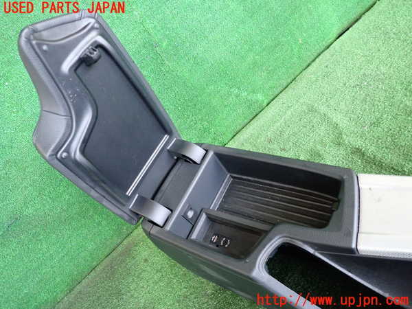 2UPJ-9231117540]BMW 420i グランクーペ(4A20)センターコンソール 中古 F36_4