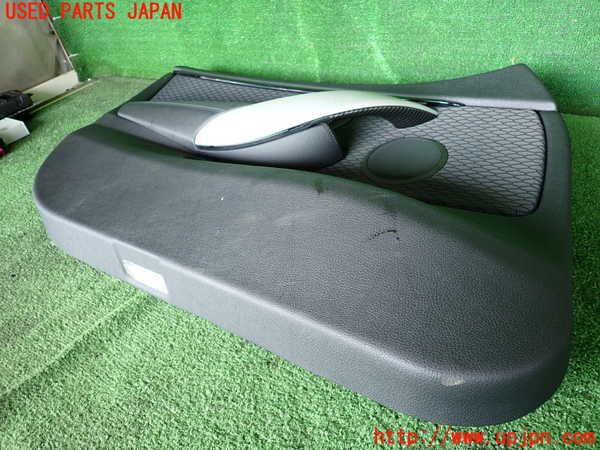 2UPJ-9231111264]BMW 420i グランクーペ(4A20)左前ドア内張り 中古 F36_3