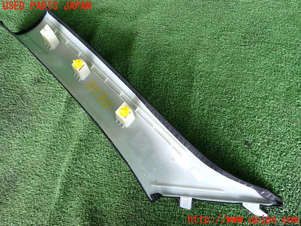 2UPJ-9231117655]BMW 420i グランクーペ(4A20)右フロントピラートリム 中古 F36_2