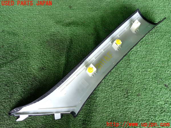 2UPJ-9231117660]BMW 420i グランクーペ(4A20)左フロントピラートリム 中古 F36_2
