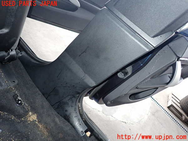 2UPJ-9231117665]BMW 420i グランクーペ(4A20)右センターピラートリム 中古 F36_3