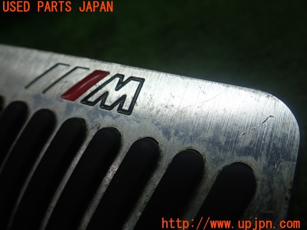3UPJ=9231120630]BMW Z4 sDrive23i(LM25 E89)社外 アクセルペダル ブレーキペダル ペダルカバー 中古_3