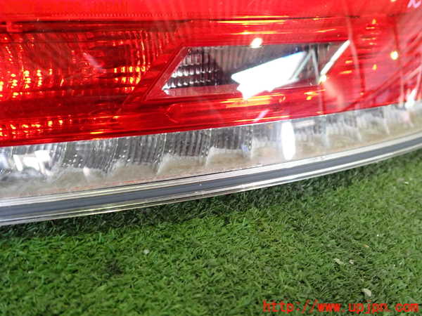 2UPJ-9231121530]BMW Z4(LM25)(E89)右テールランプ (ジャンク品) 中古_2