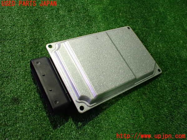 2UPJ-9231136158]キャデラック・ATS(A1SL)コンピューター13 中古_2