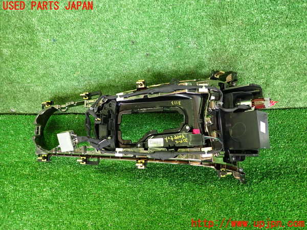 2UPJ-9231137549]キャデラック・ATS(A1SL)コンソール 中古_3