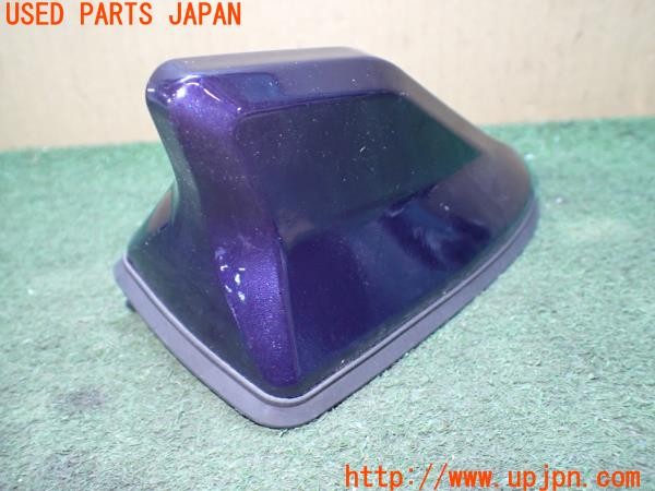 3UPJ=9231140510]アルテッツァ RS200(SXE10)前期 純正 アンテナベース 社外シャークアンテナ 中古_2