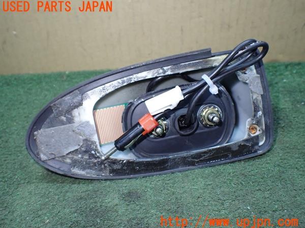 3UPJ=9231140510]アルテッツァ RS200(SXE10)前期 純正 アンテナベース 社外シャークアンテナ 中古_4