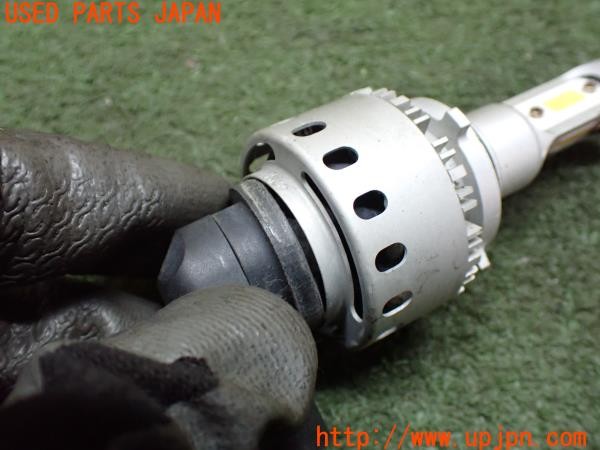 3UPJ=9231140512]アルテッツァ RS200(SXE10)前期 社外 LEDバルブ ヘッドライト 3面発光 中古_4