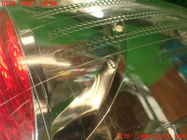 2UPJ-9231141530]アルテッツァ(SXE10)右テールランプ 中古_3