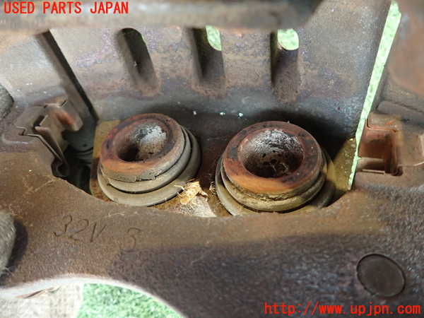 2UPJ-9231144080]アルテッツァ(SXE10)右フロントキャリパー 中古_3