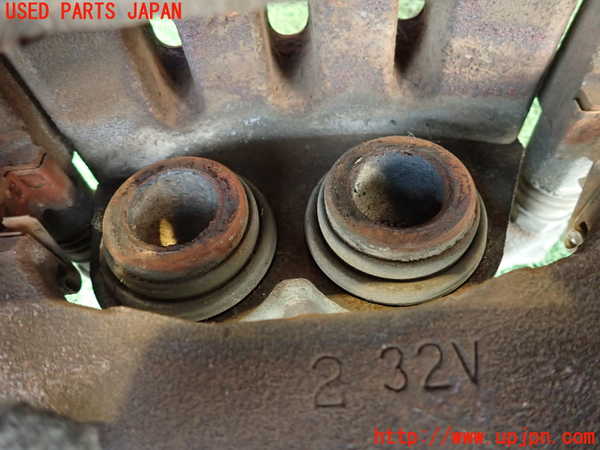 2UPJ-9231144085]アルテッツァ(SXE10)左フロントキャリパー 中古_3