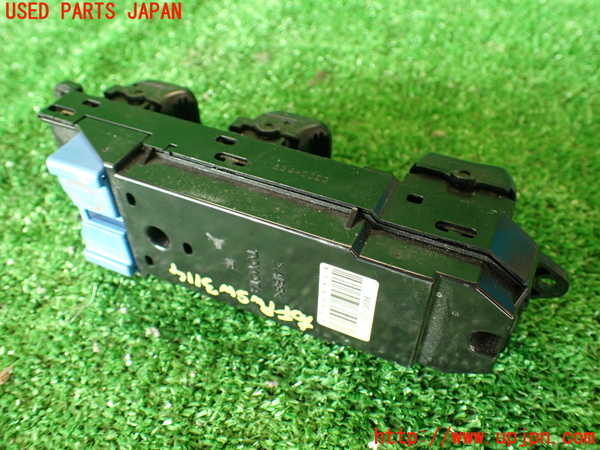 2UPJ-9231146240]アルテッツァ(SXE10)右前パワーウィンドウスイッチ 中古_3