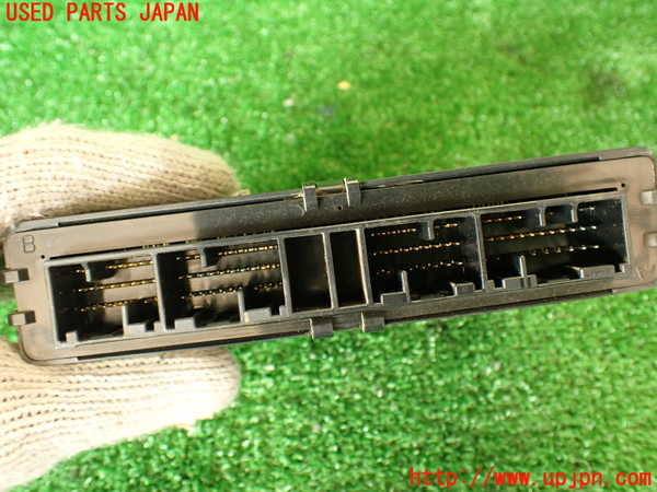 2UPJ-9231146125]アルテッツァ(SXE10)ABSコンピューター 中古_3