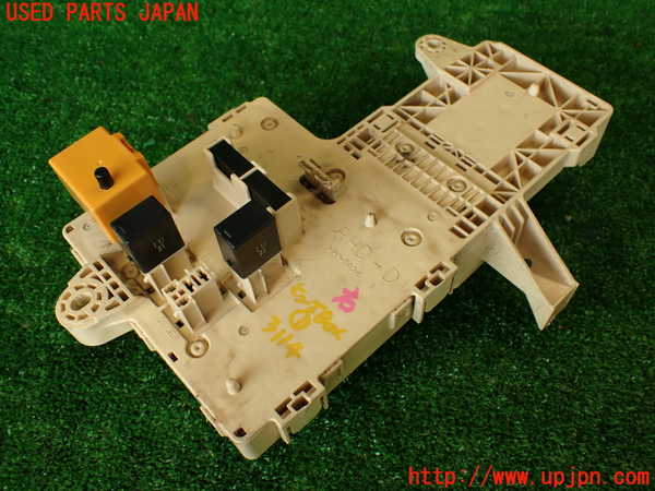 2UPJ-9231146741]アルテッツァ(SXE10)ヒューズボックス1 中古_2