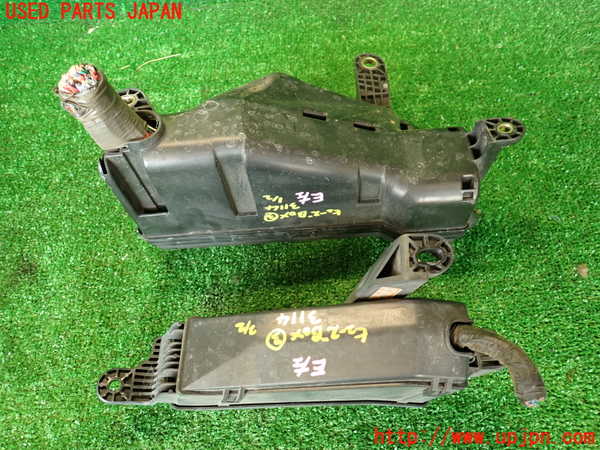 2UPJ-9231146743]アルテッツァ(SXE10)ヒューズボックス3 中古_4