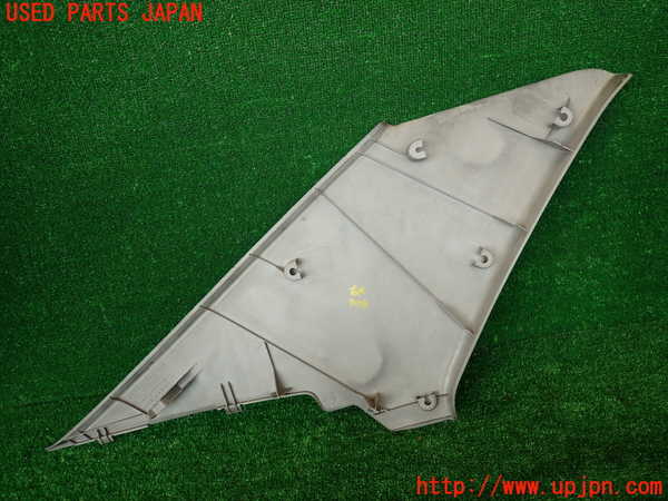 2UPJ-9231147675]アルテッツァ(SXE10)右リアピラートリム 中古_4