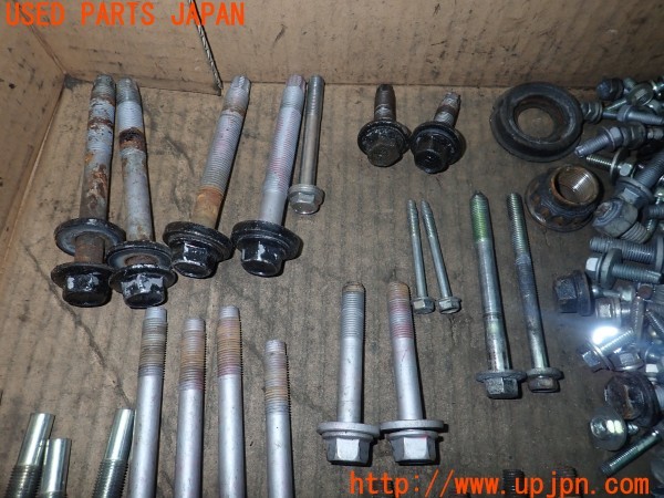 3UPJ=9231150720]ヴェルファイア ハイブリッド(AYH30W)ネジ・ナット・ステー類 セット ジャンク_2