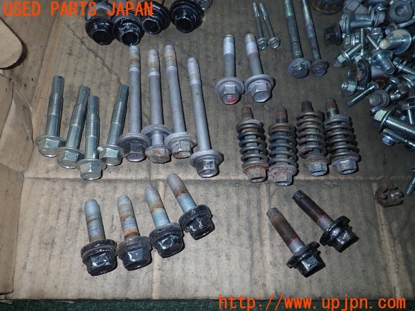 3UPJ=9231150720]ヴェルファイア ハイブリッド(AYH30W)ネジ・ナット・ステー類 セット ジャンク_3