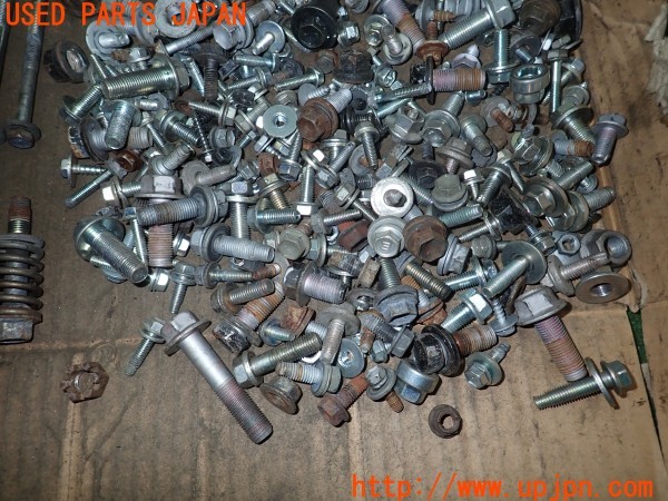 3UPJ=9231150720]ヴェルファイア ハイブリッド(AYH30W)ネジ・ナット・ステー類 セット ジャンク_5