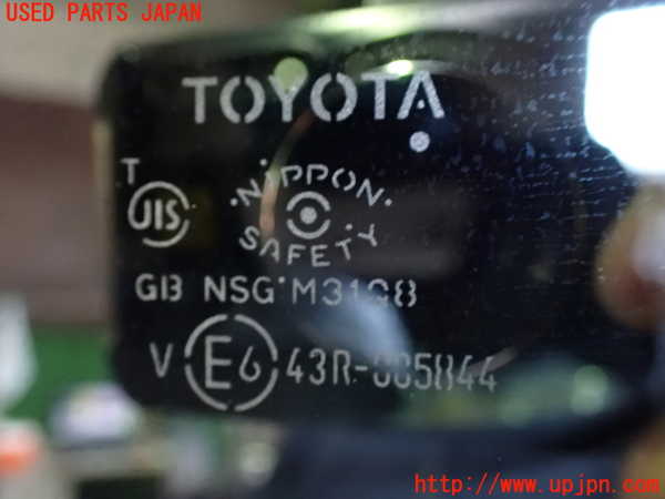 1UPJ-9231151382]ヴェルファイアハイブリッド(AYH30W)左クォーターガラス 中古 NSG M31Q8 43R-005844_2