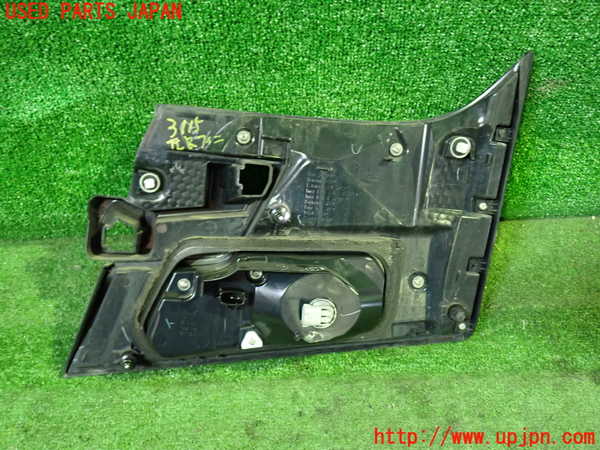 1UPJ-9231151552]ヴェルファイアハイブリッド(AYH30W)左リアフィニッシャー 中古_2