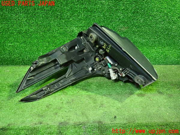1UPJ-9231151530]ヴェルファイアハイブリッド(AYH30W)右テールランプ 中古_2