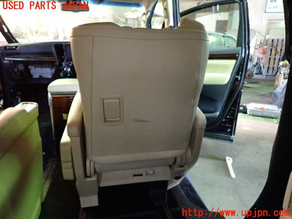 1UPJ-9231157145]ヴェルファイアハイブリッド(AYH30W)右2列目シート 中古_5