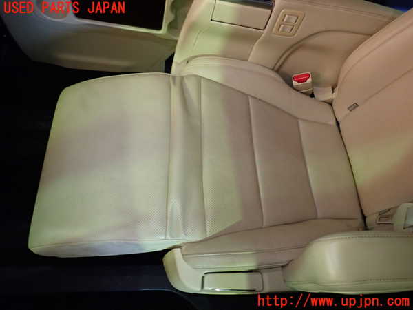 1UPJ-9231157175]ヴェルファイアハイブリッド(AYH30W)左2列目シート 中古_3