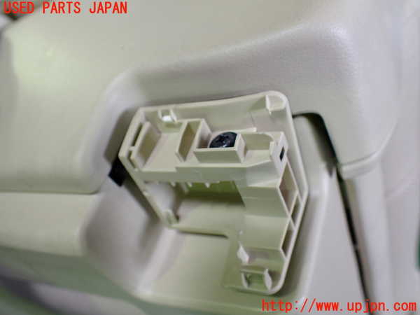 1UPJ-9231157235]ヴェルファイアハイブリッド(AYH30W)右3列目シート 中古_5