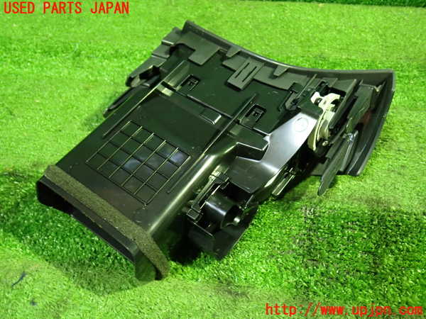 1UPJ-9231157526]ヴェルファイアハイブリッド(AYH30W)エアコン吹き出し口1 中古_2