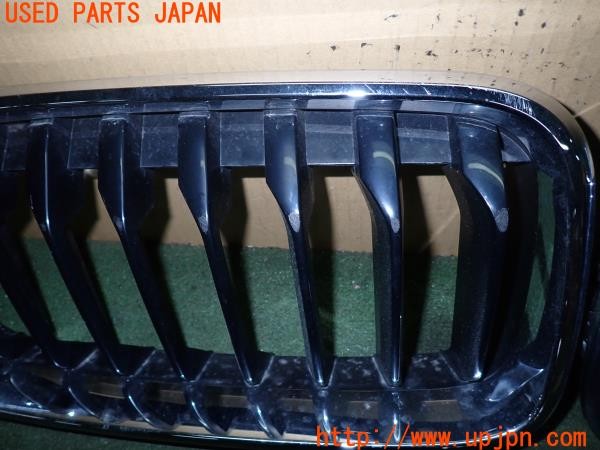 3UPJ=9231160047]BMW X2 MスポーツX(YK20 F39)純正 7424777-B-ZS 7424778-B-ZS フロントグリル キドニーグリル 社外フィン付き 中古_2