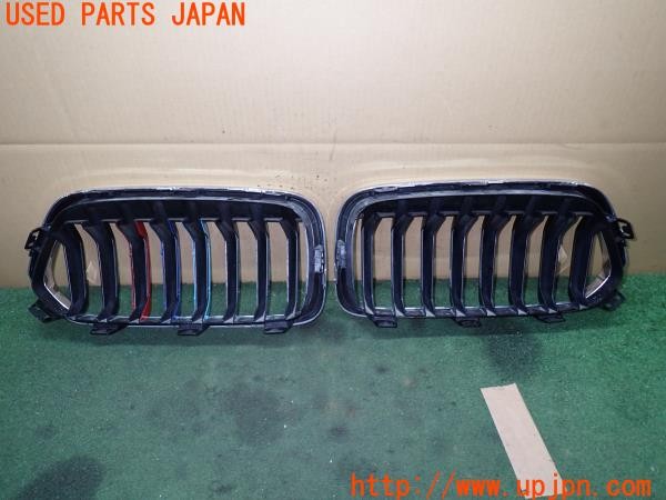 3UPJ=9231160047]BMW X2 MスポーツX(YK20 F39)純正 7424777-B-ZS 7424778-B-ZS フロントグリル キドニーグリル 社外フィン付き 中古_5