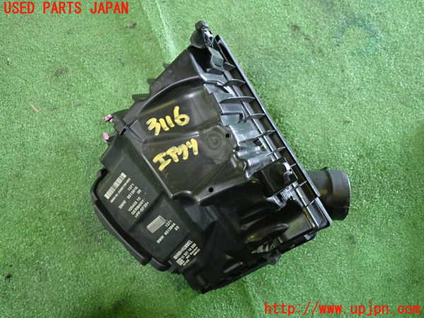 1UPJ-9231162560]BMW X2(YK20 F39)エアクリーナーボックス 中古_4