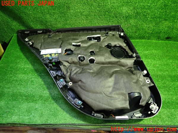 1UPJ-9231161294]BMW X2(YK20 F39)右後ドア内張り 中古_3
