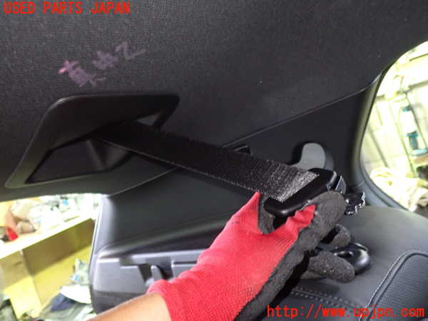 1UPJ-9231167135]BMW X2(YK20 F39)真中2列目シートベルト 中古_2