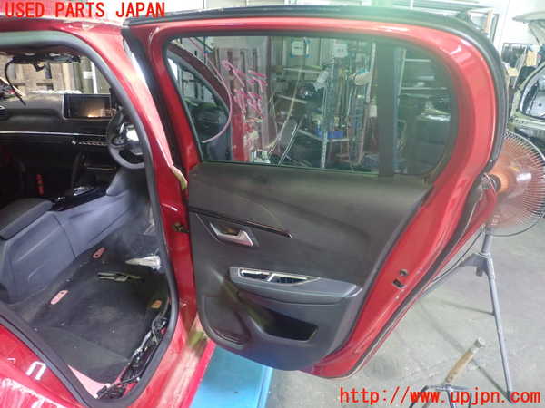 1UPJ-9231171290]プジョー・208(P21HN05)右後ドア 43R-006723 ジャンク部品取り_5
