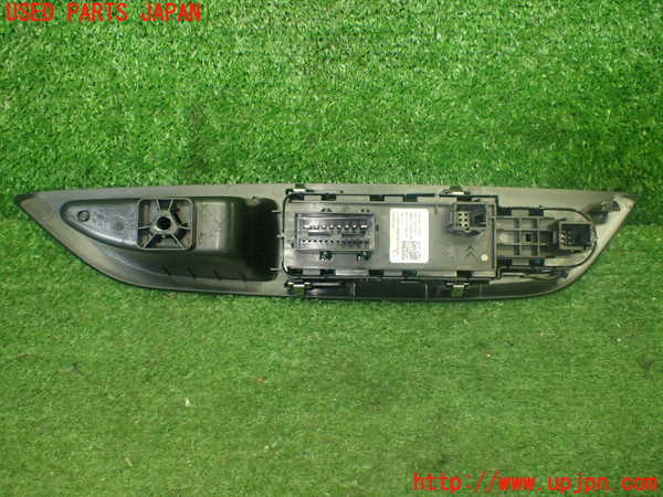 1UPJ-9231176240]プジョー・208(P21HN05)右前パワーウィンドウスイッチ 中古_5