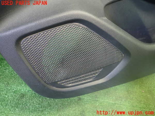 1UPJ-9231171234]プジョー・208(P21HN05)右前ドア内張り 中古_4