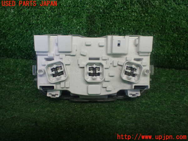 1UPJ-9231176411]プジョー・208(P21HN05)ルームランプ1 中古_2