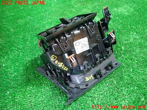 1UPJ-9231187528]ルノー・キャプチャー(HJBH5H)エアコン吹き出し口3 中古_2