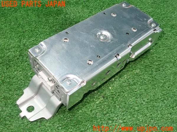 3UPJ=9231190511]レジェンド ハイブリッド(KC2)純正 39800-TY3-J01 アンプ 中古_2