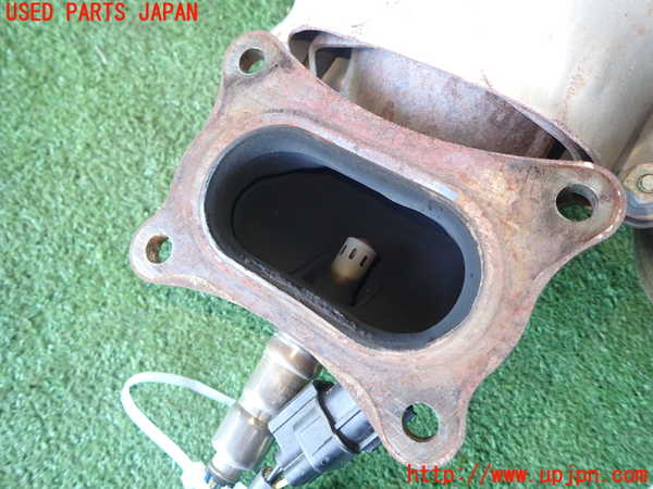 1UPJ-9231192041]レジェンド ハイブリッド(KC2)エキマニ1 触媒 マニバーター 中古_3