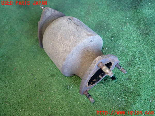 1UPJ-9231192661]レジェンド ハイブリッド(KC2)触媒1 中古_4