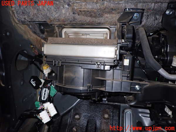 1UPJ-9231196081]レジェンド ハイブリッド(KC2)エバポレーター1 中古_3