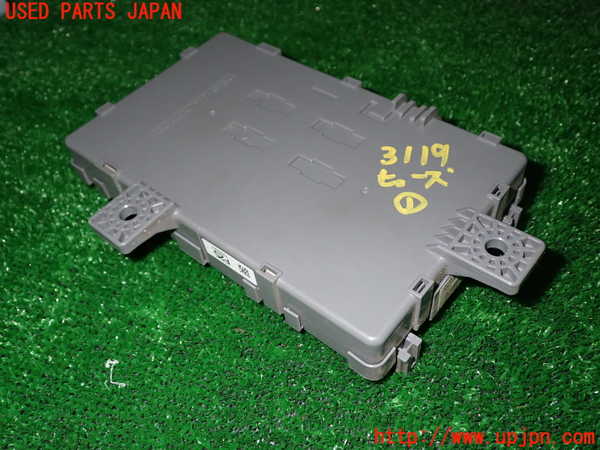 1UPJ-9231196741]レジェンド ハイブリッド(KC2)ヒューズボックス1 中古_2