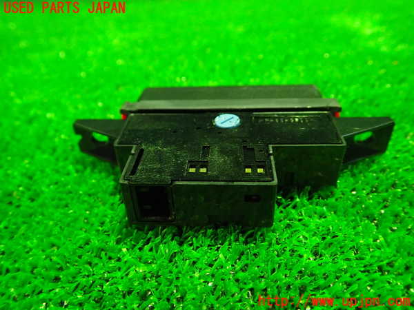 1UPJ-9231196290]レジェンド ハイブリッド(KC2)ハザードスイッチ 中古_2