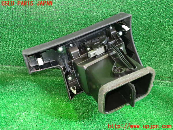 1UPJ-9231197526]レジェンド ハイブリッド(KC2)エアコン吹き出し口1 中古_3